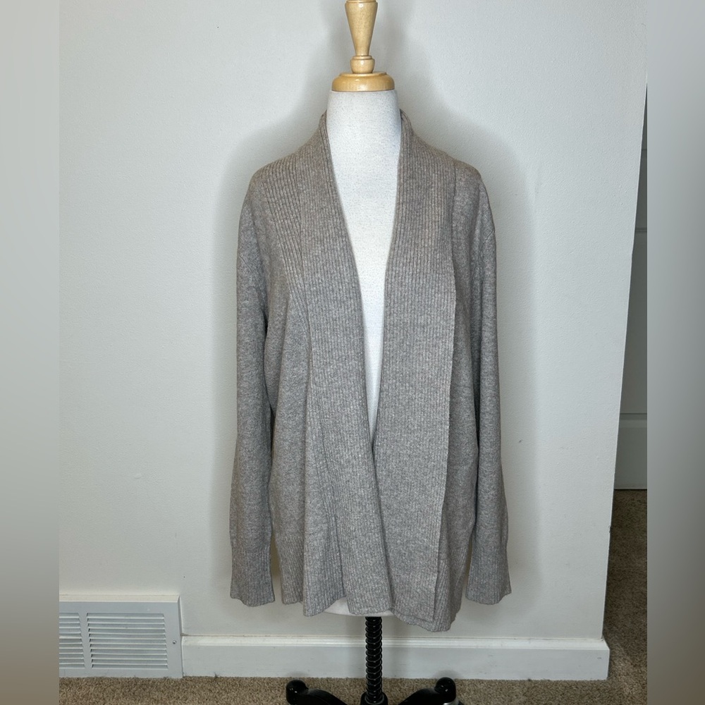 LOFT Women's Cardigan in Soft Taupe Size L NWT